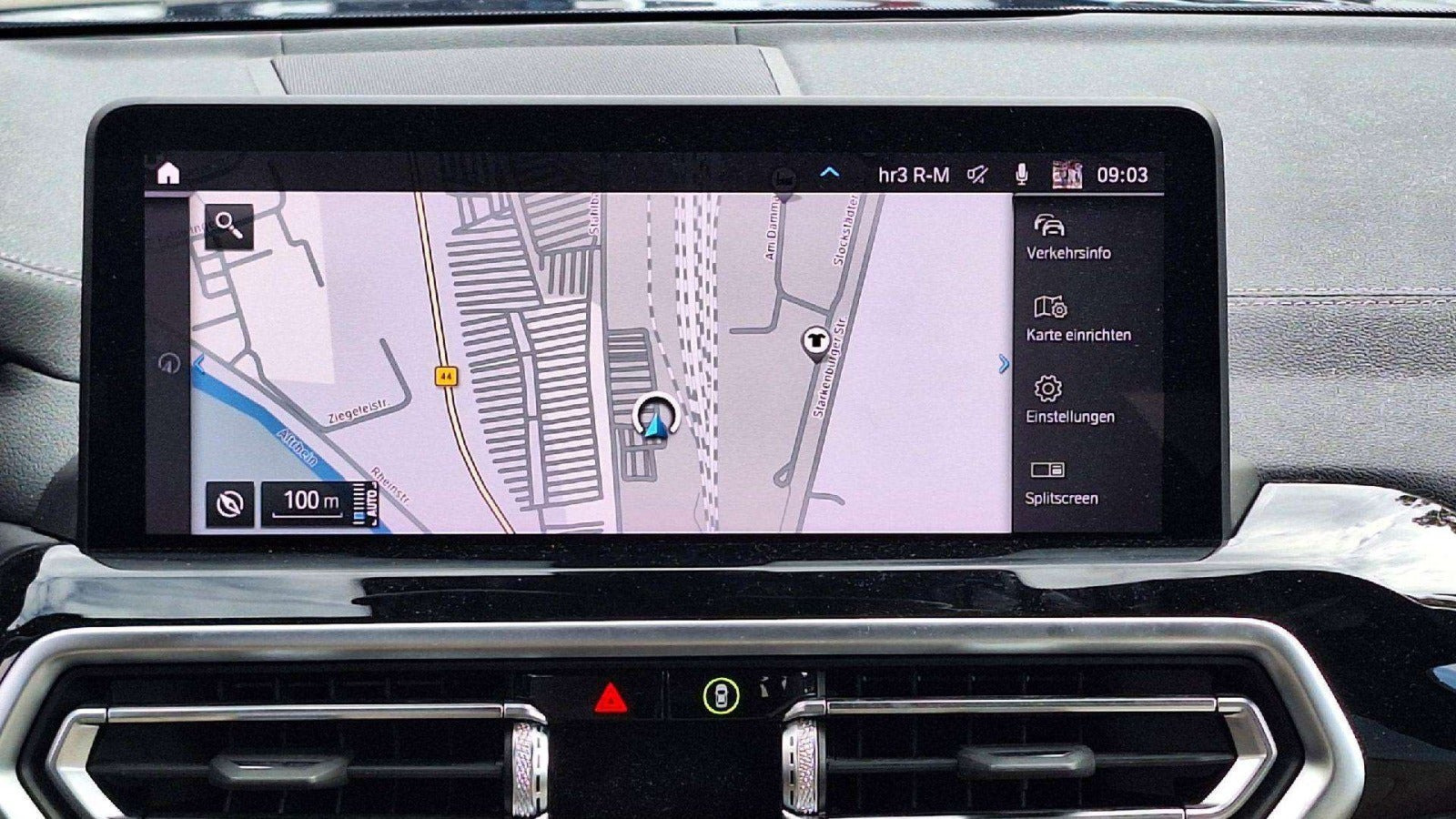 Blå BMW iX3 fra 2022