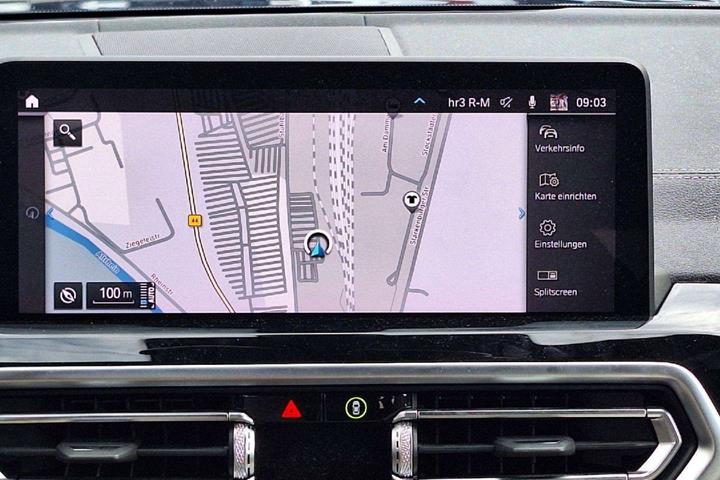 Blå BMW iX3 fra 2022