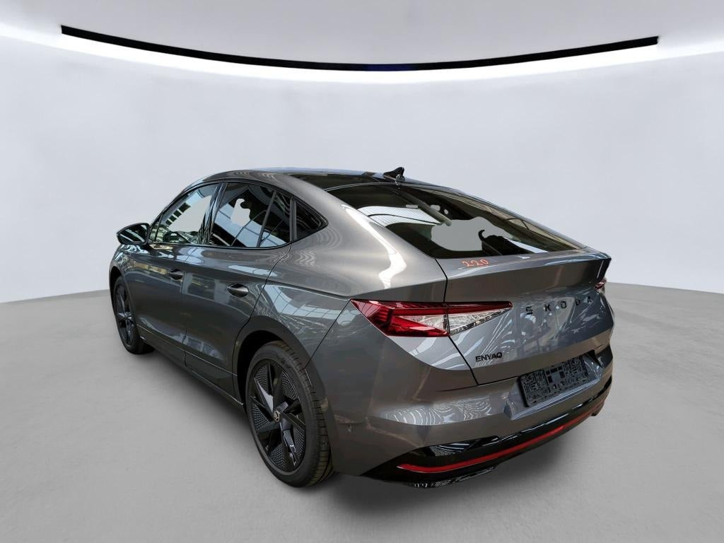 Grå Skoda Enyaq fra 2025