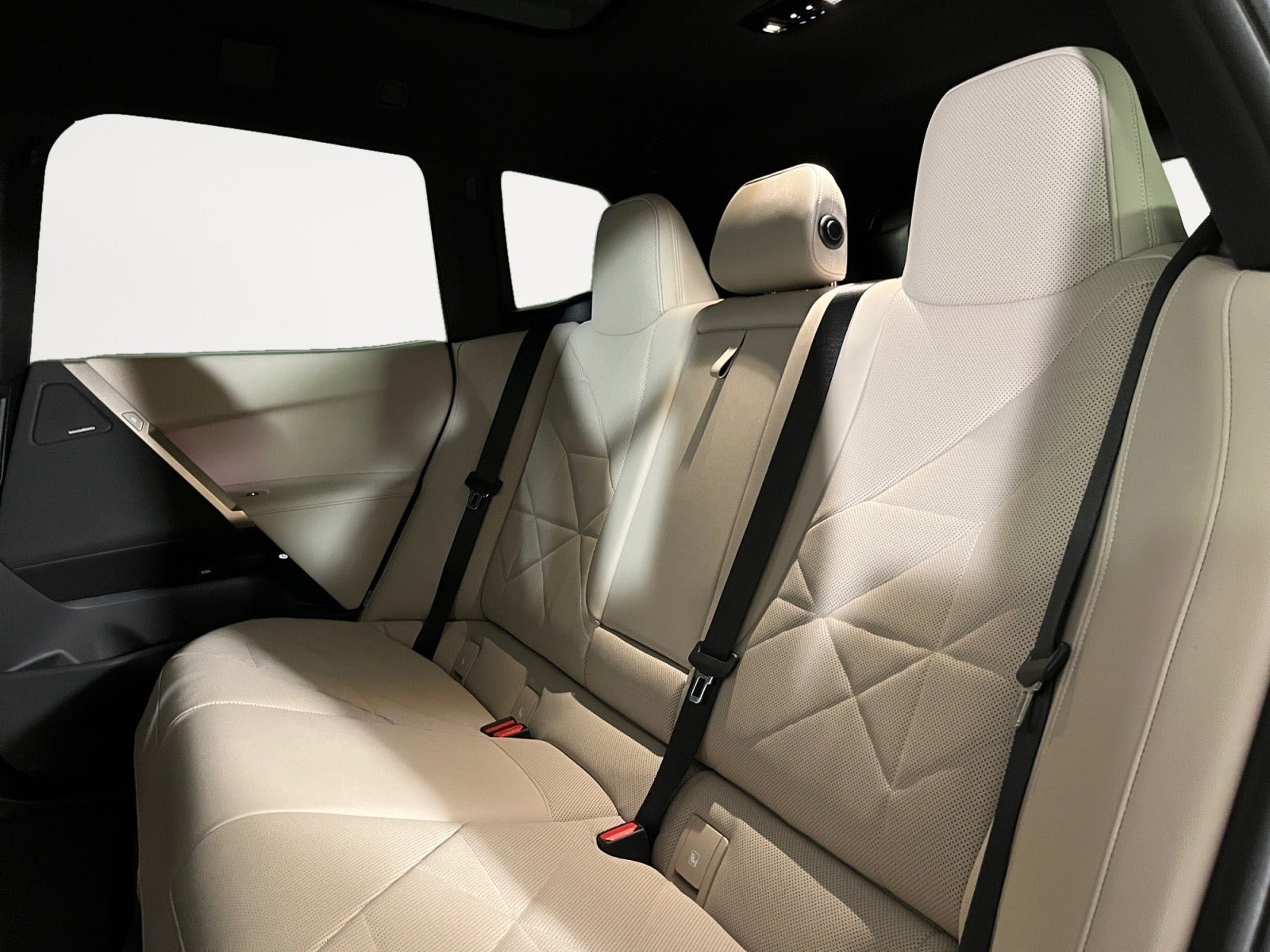 Sort BMW iX fra 2024