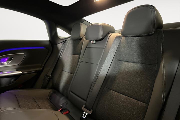 Sort Mercedes CLA250+ fra 2026