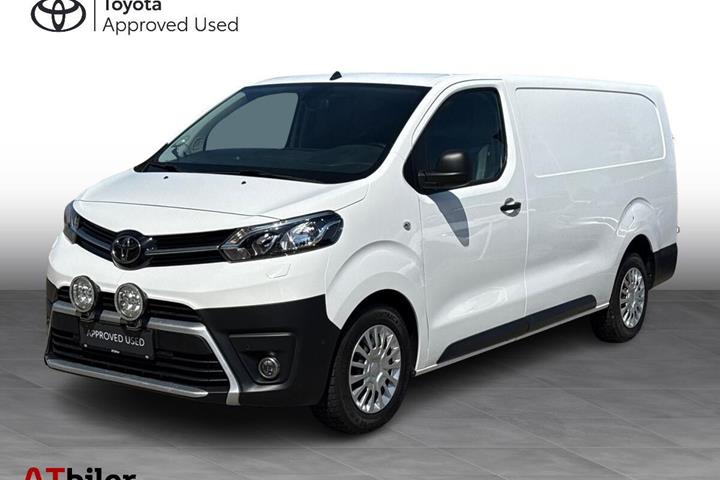 Hvid Toyota ProAce fra 2021