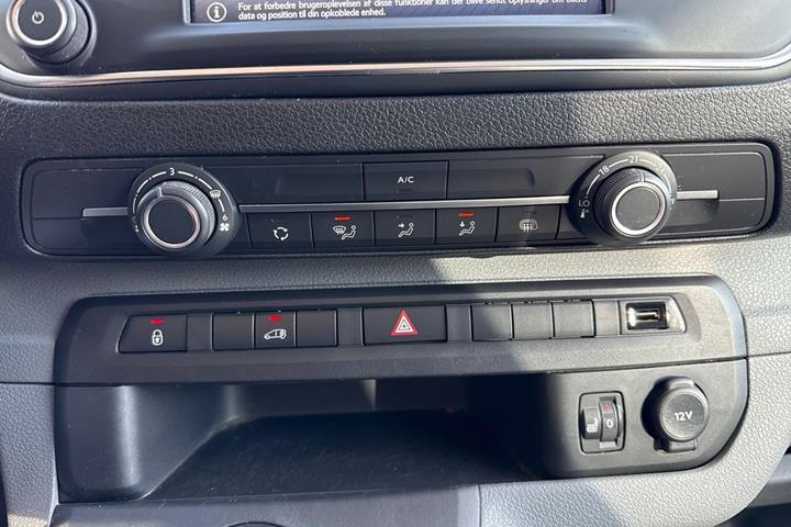 Hvid Toyota ProAce fra 2021