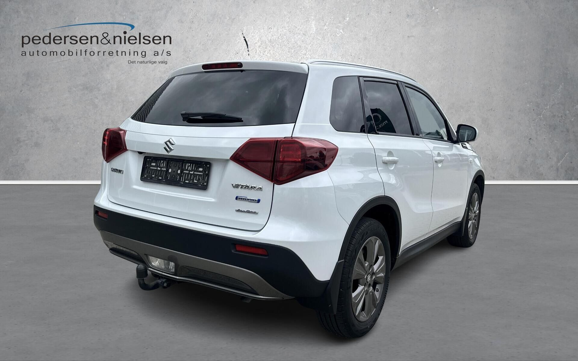 Hvid Suzuki Vitara fra 2024