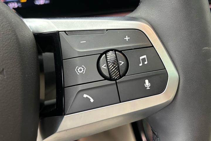 Sort BMW iX2 fra 2024