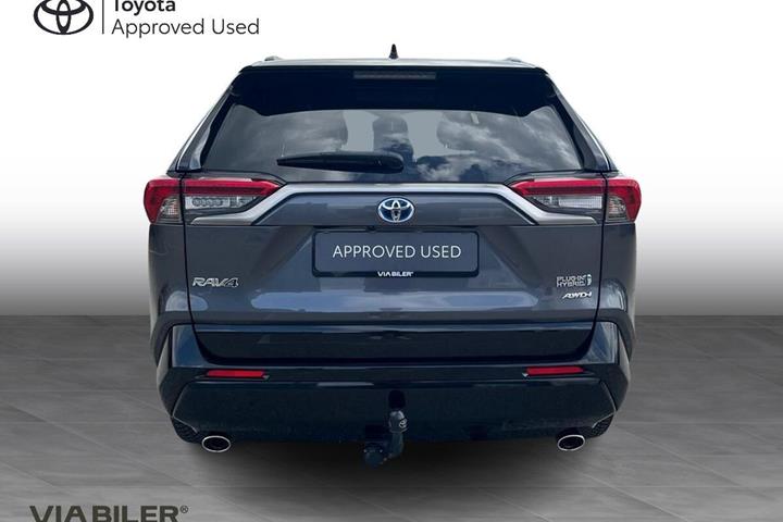 Sort Toyota RAV4 Plug-in fra 2021