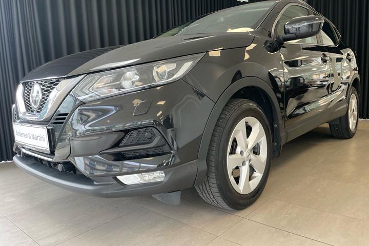 Sort Nissan Qashqai fra 2019