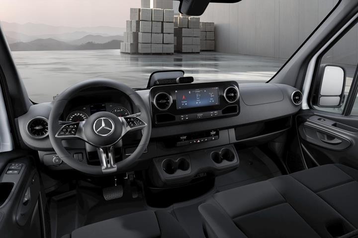 Hvid Mercedes Sprinter fra 2026
