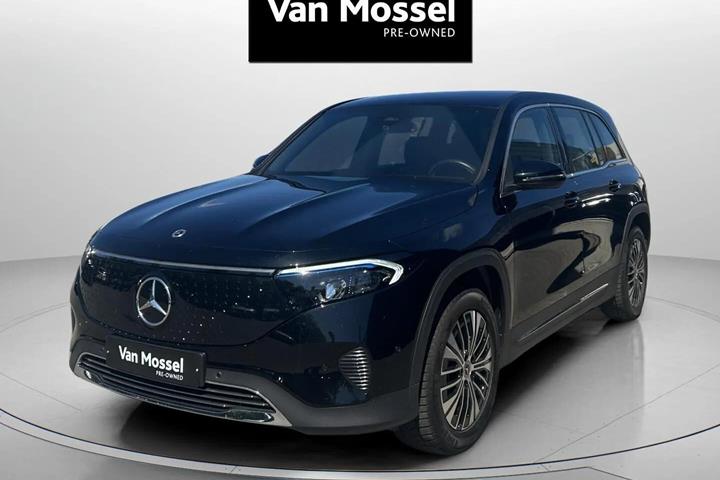 Sort Mercedes EQB 250+ fra 2024