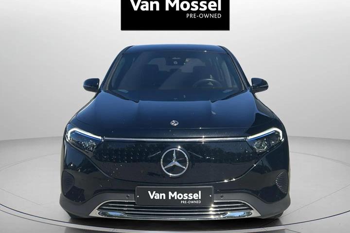 Sort Mercedes EQB 250+ fra 2024