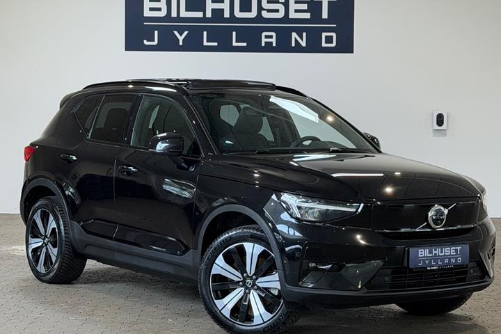 Sort Volvo XC40 fra 2023
