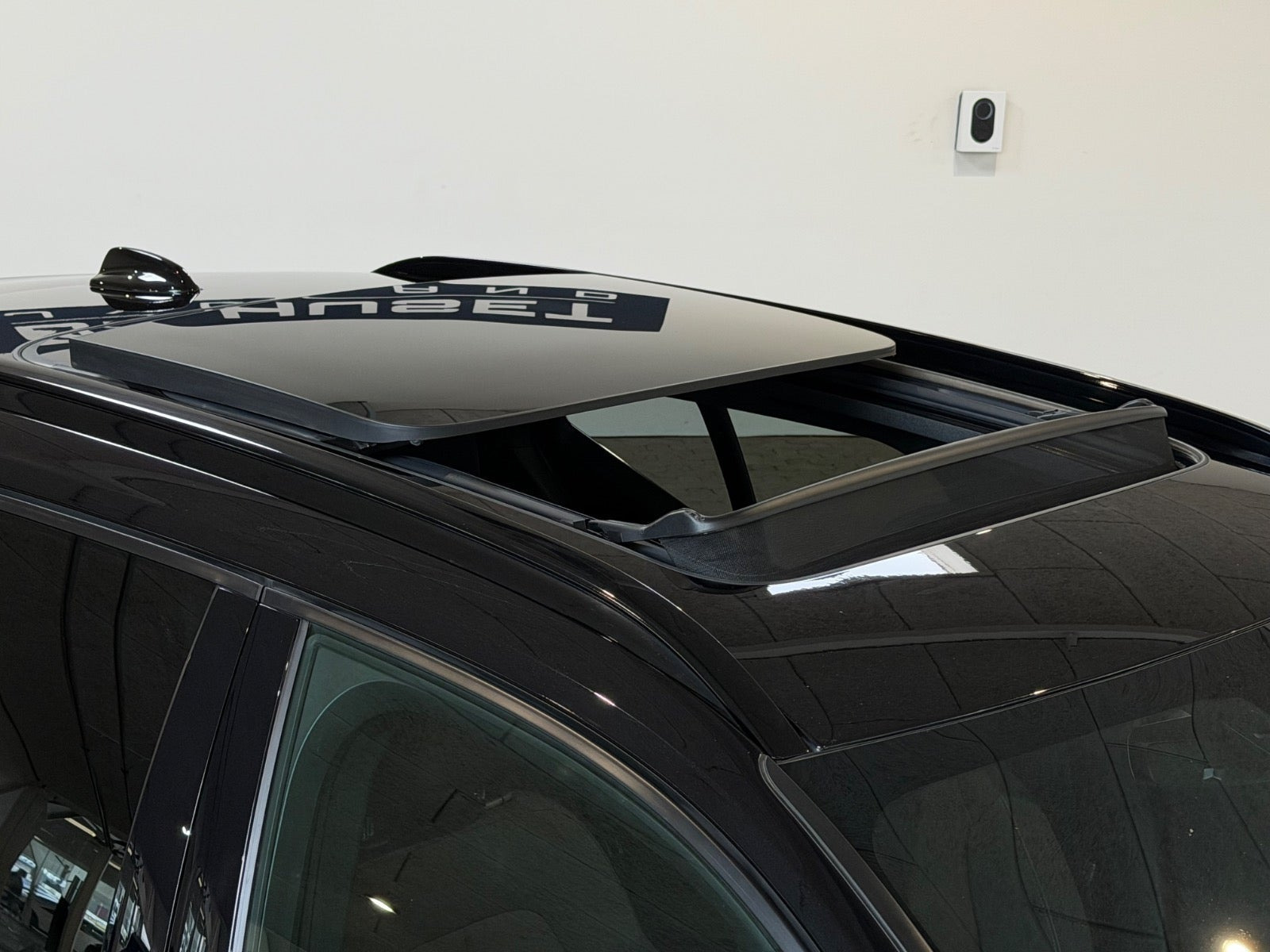 Sort Volvo XC40 fra 2023