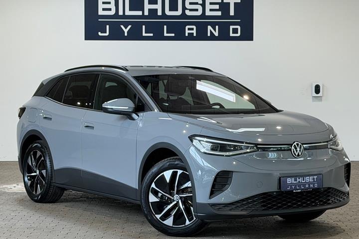 Grå VW ID.4 fra 2024 set udefra
