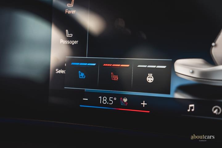 Sort BMW i5 fra 2024