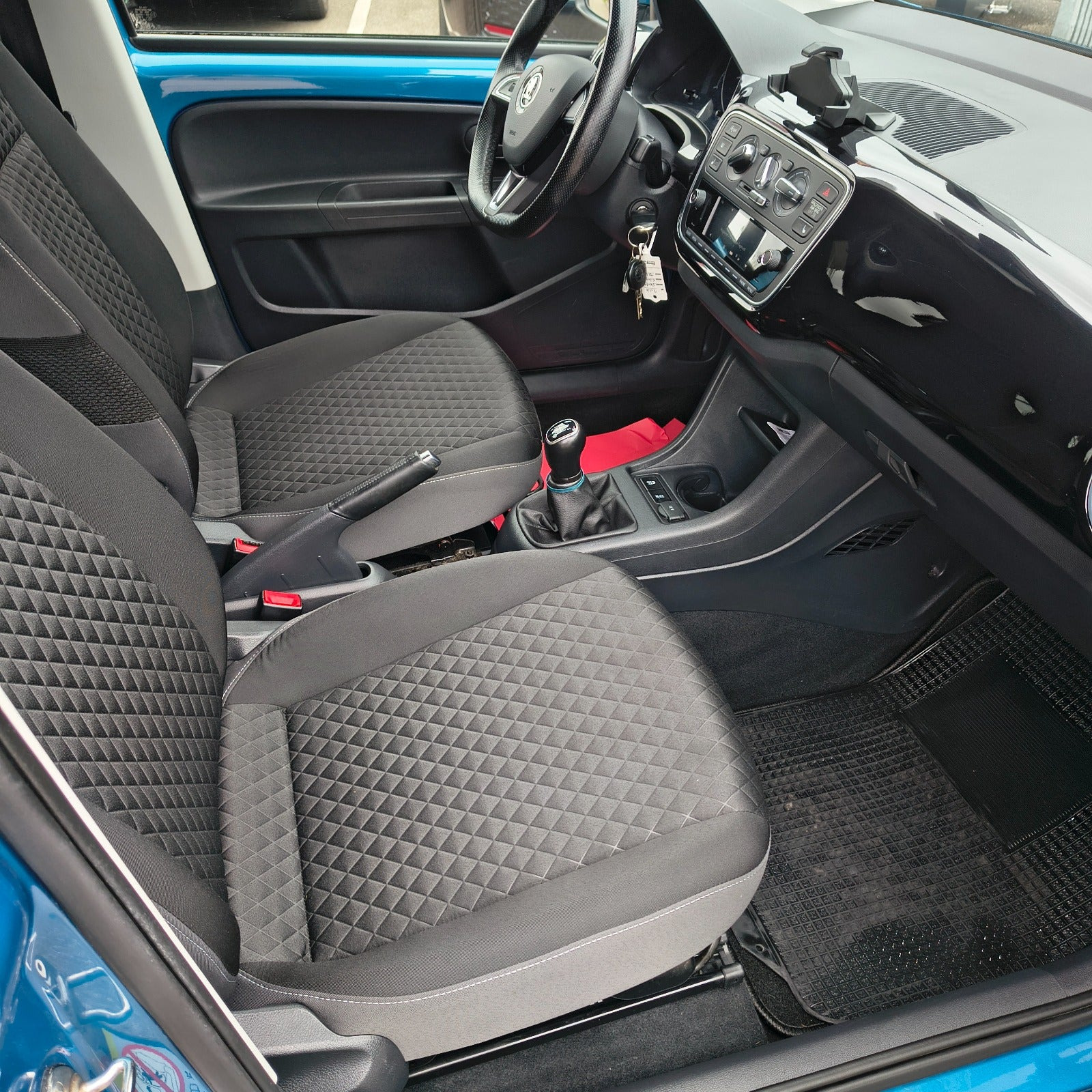 Blå Skoda Citigo fra 2018