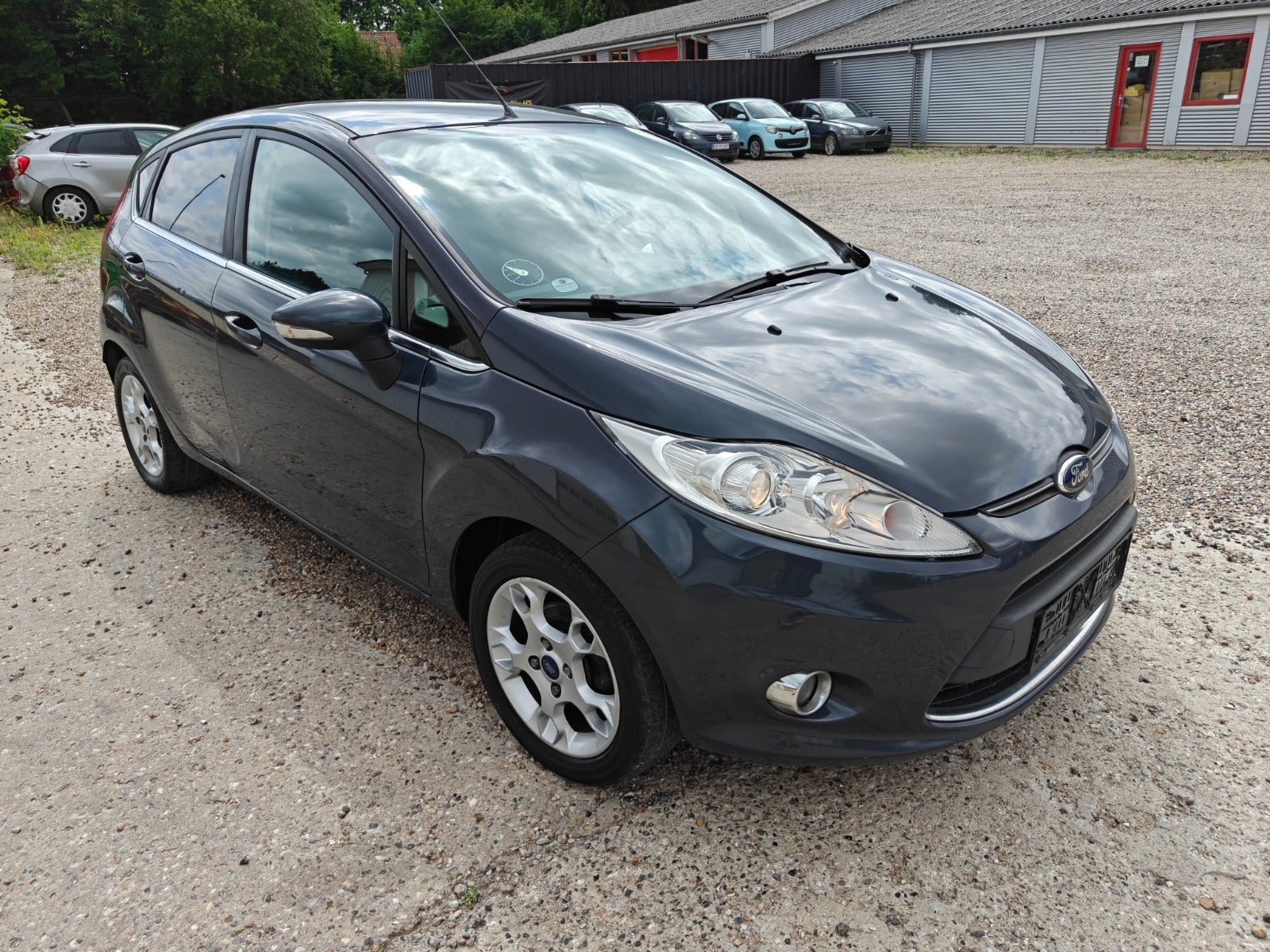 Gul Ford Fiesta fra 2011
