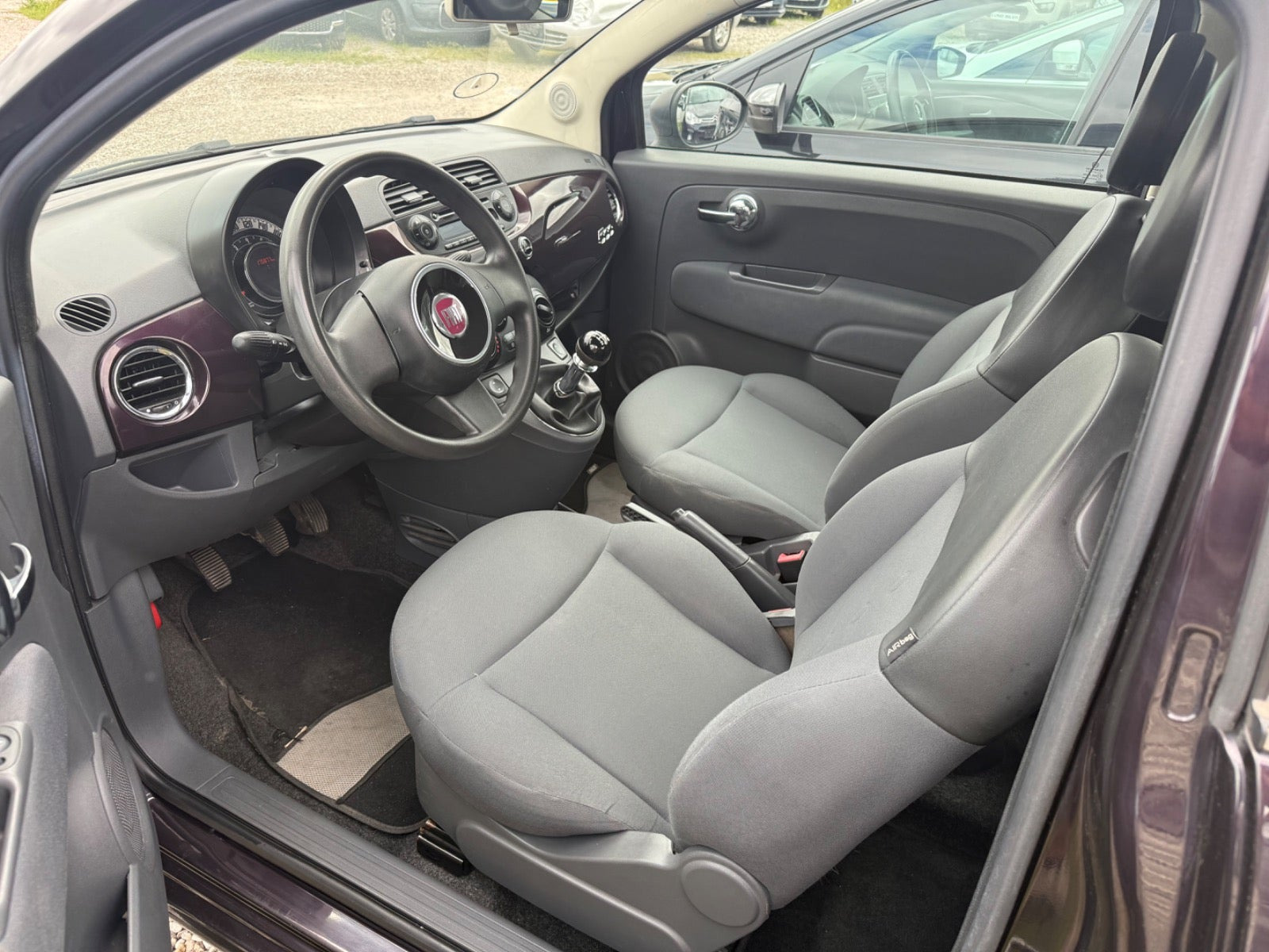 Blå Fiat 500 fra 2008