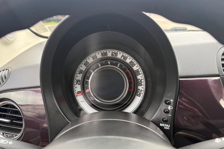 Blå Fiat 500 fra 2008