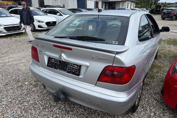 Sølv Citroën Xsara fra 2003