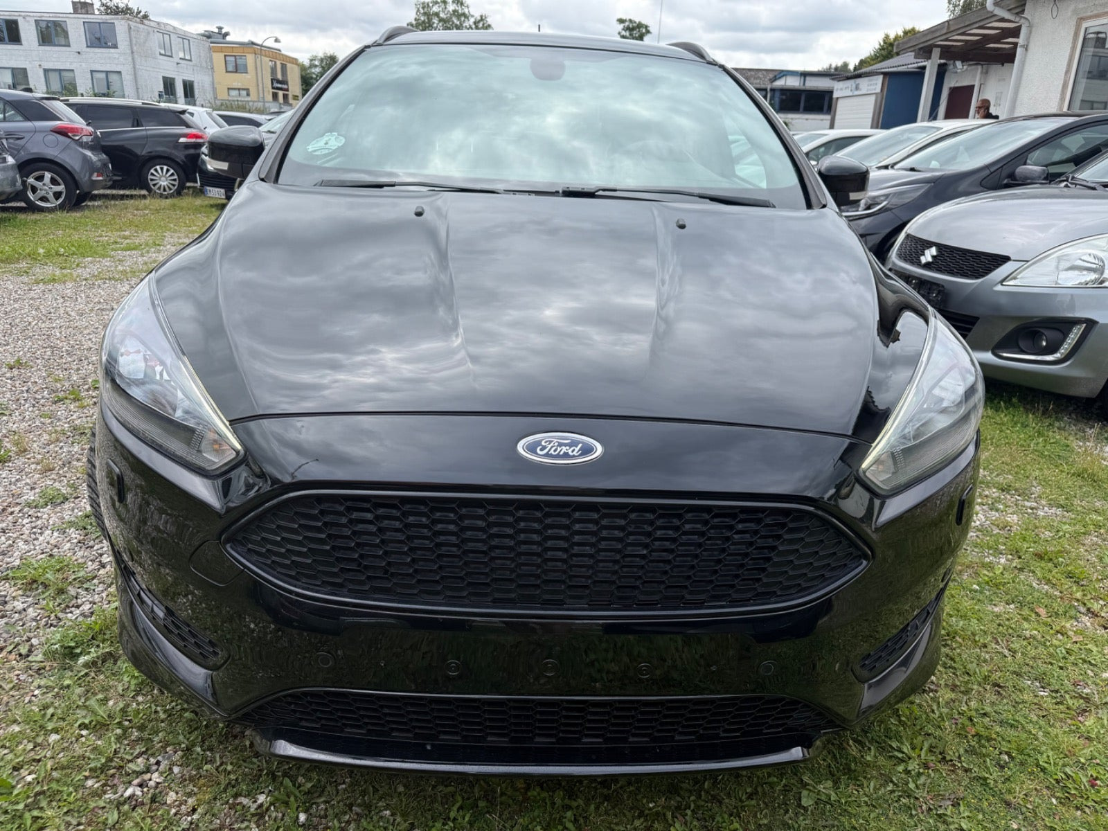 Sort Ford Focus fra 2017