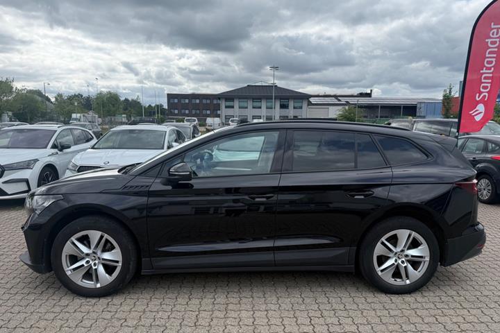 Sort Skoda Enyaq fra 2022