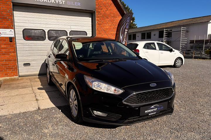 Sort Ford Focus fra 2015