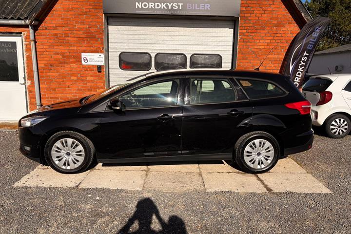 Sort Ford Focus fra 2015