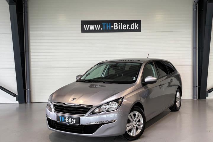 undefined Peugeot 308 fra 2016 set udefra