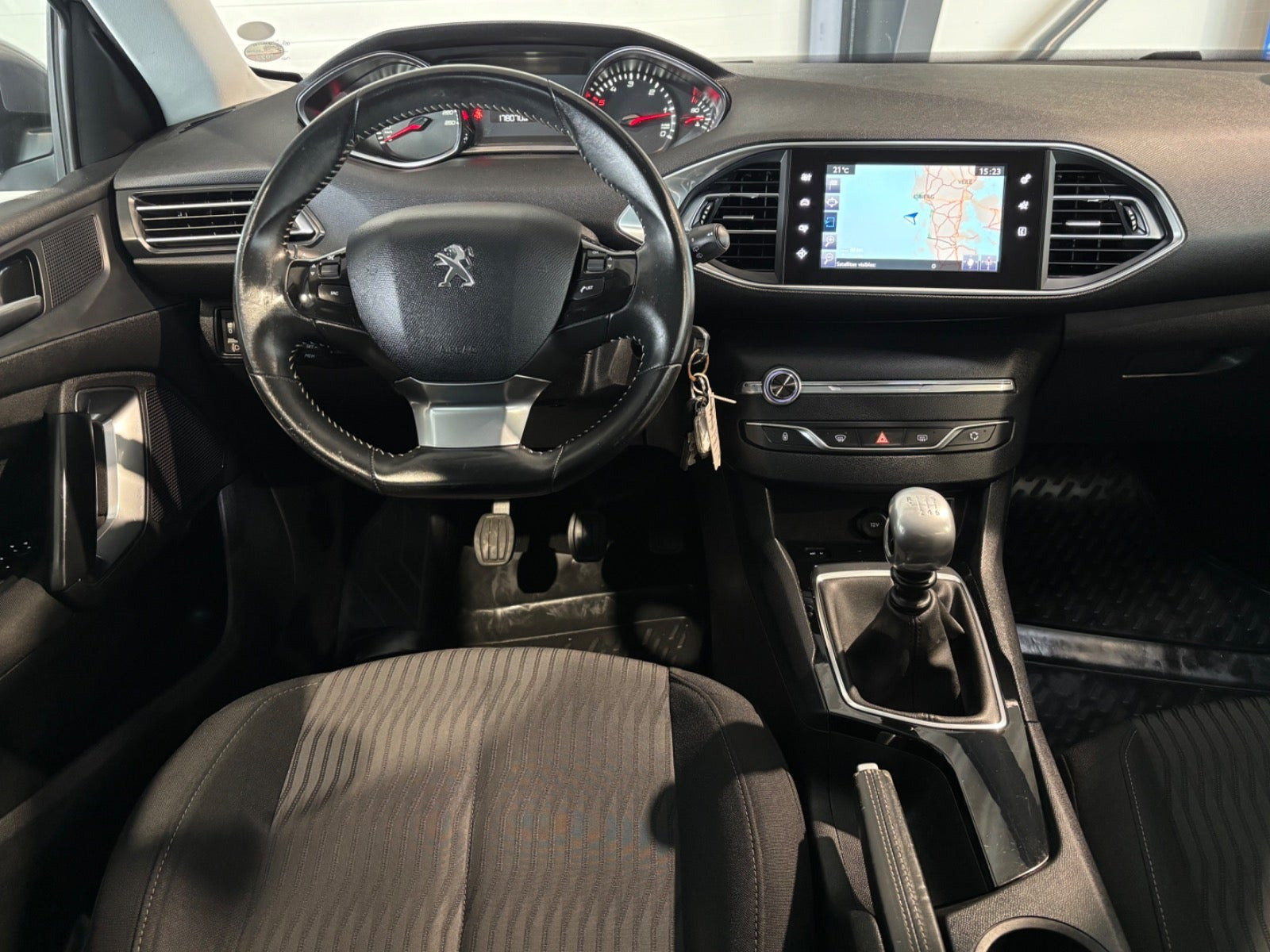 undefined Peugeot 308 fra 2016