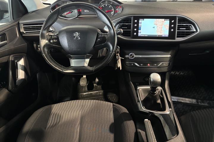 undefined Peugeot 308 fra 2016