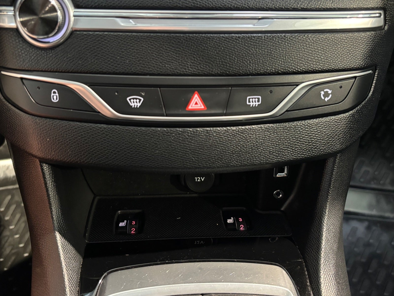 undefined Peugeot 308 fra 2016