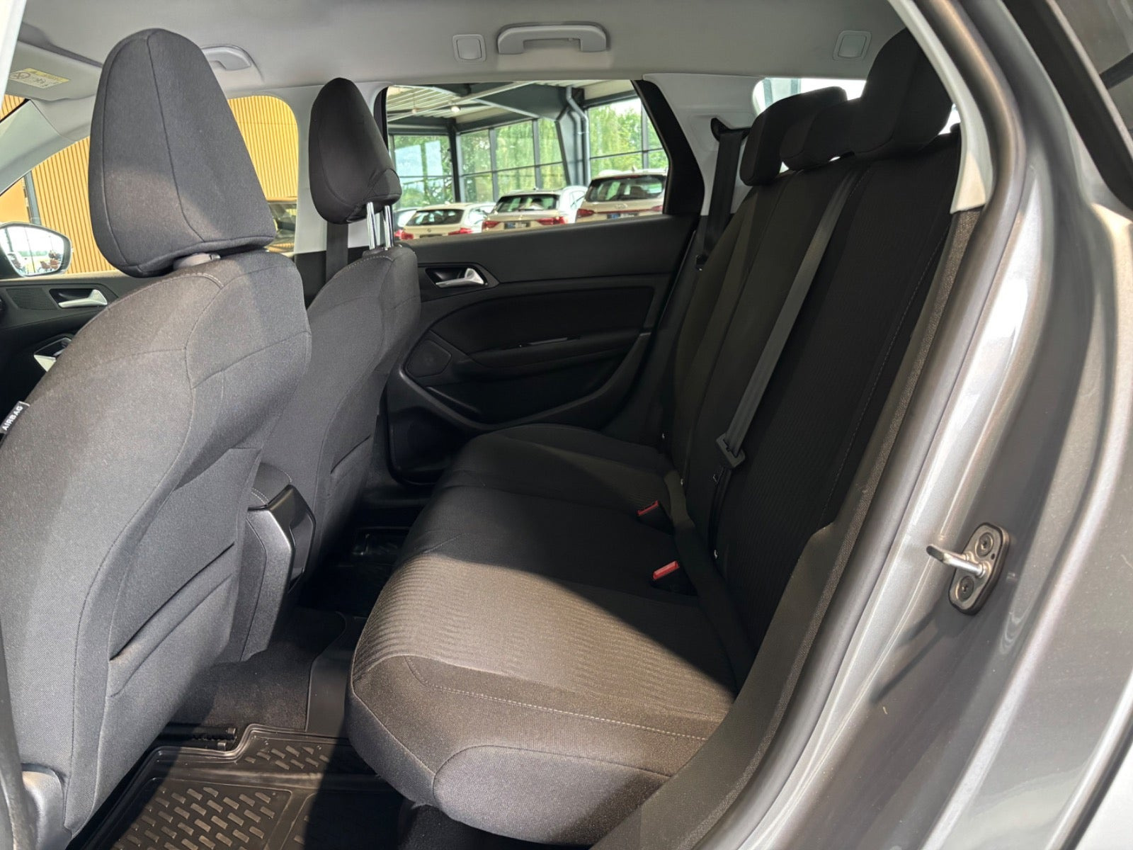 undefined Peugeot 308 fra 2016