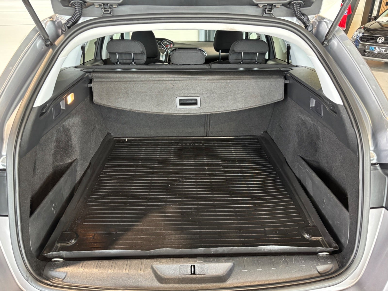 undefined Peugeot 308 fra 2016