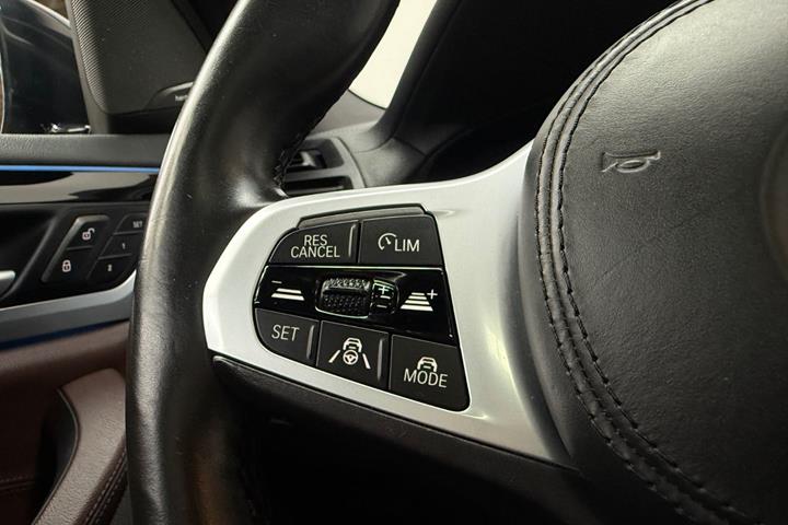 Grå BMW iX3 fra 2022