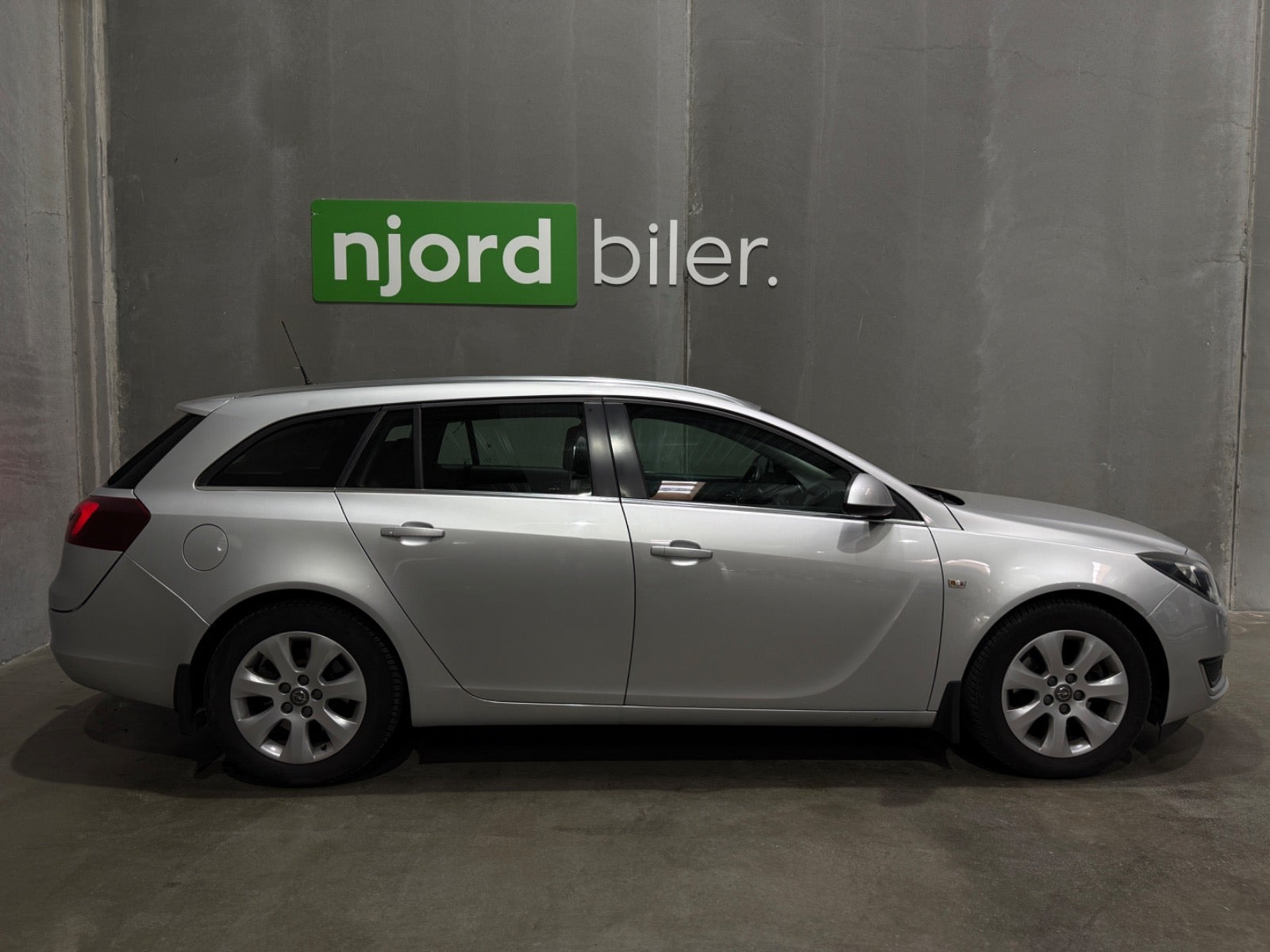 undefined Opel Insignia fra 2014