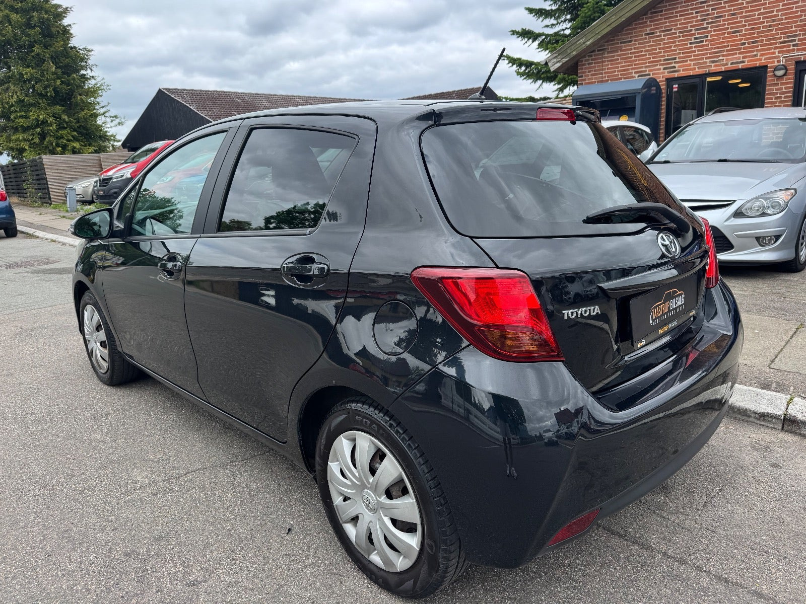 undefined Toyota Yaris fra 2015