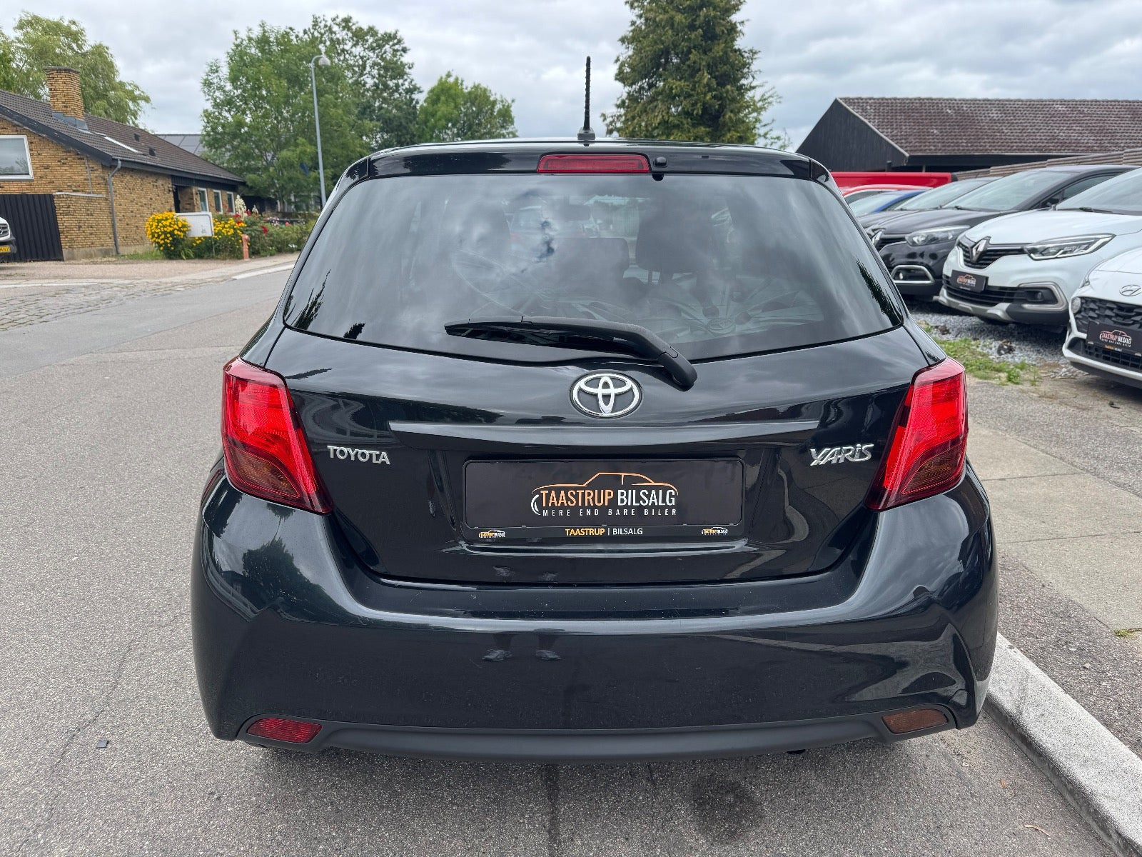 undefined Toyota Yaris fra 2015