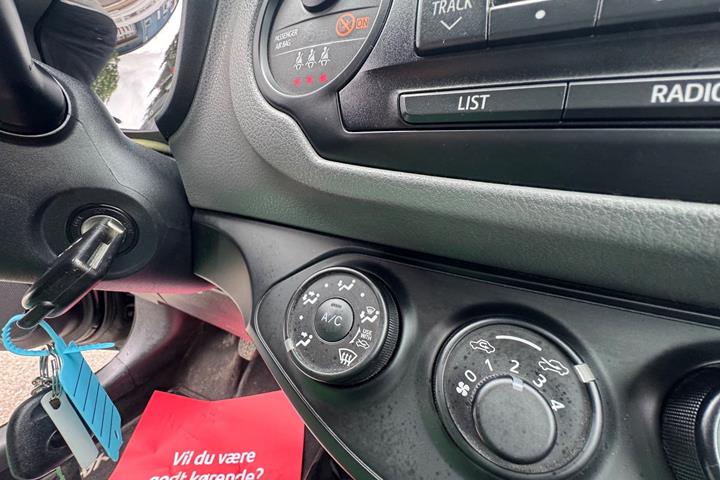 undefined Toyota Yaris fra 2015
