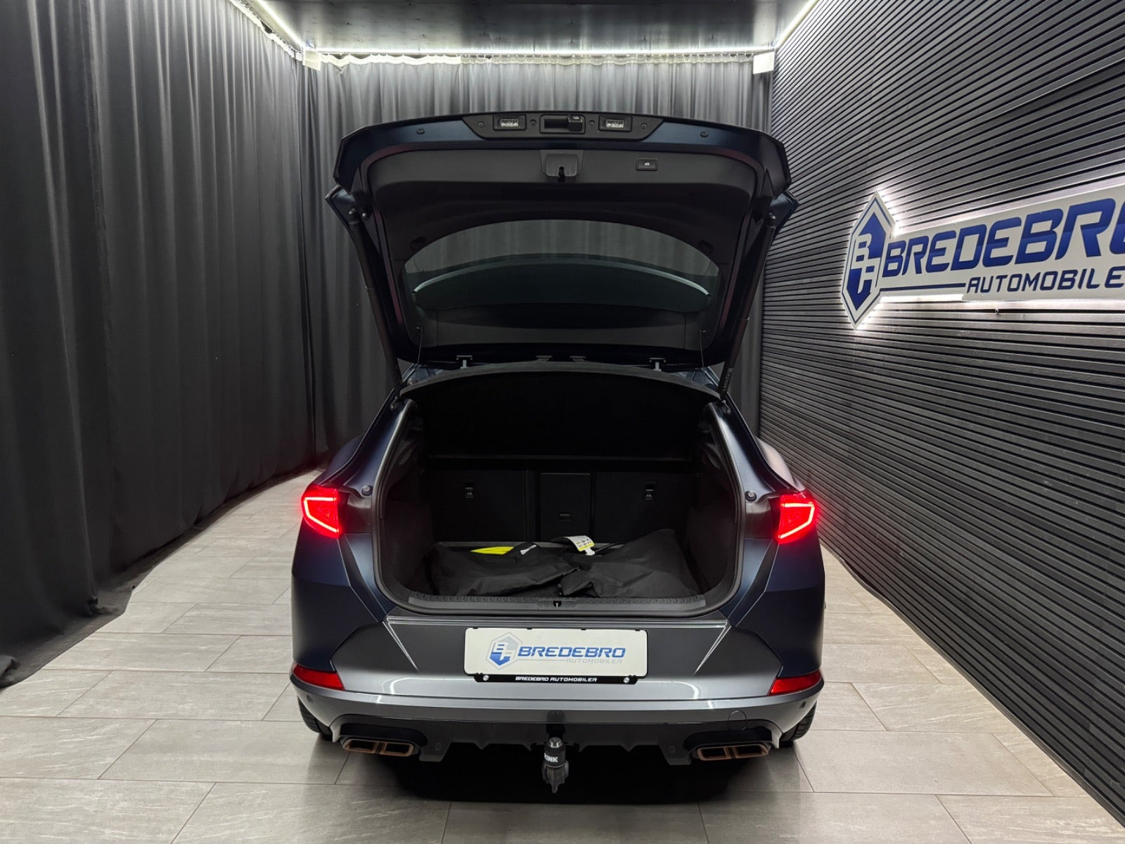Blå Cupra Formentor fra 2023