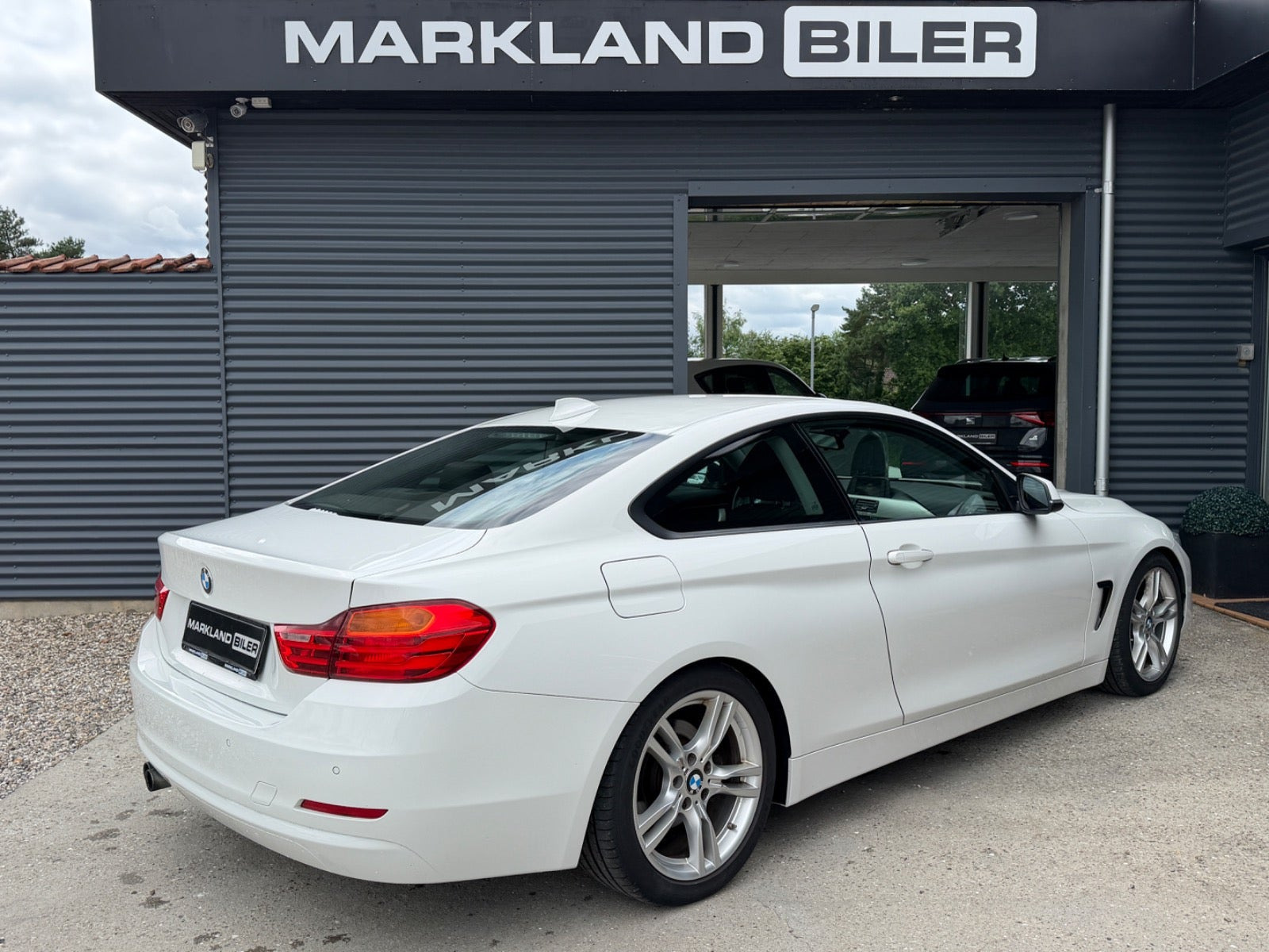 Hvid BMW 428i fra 2015