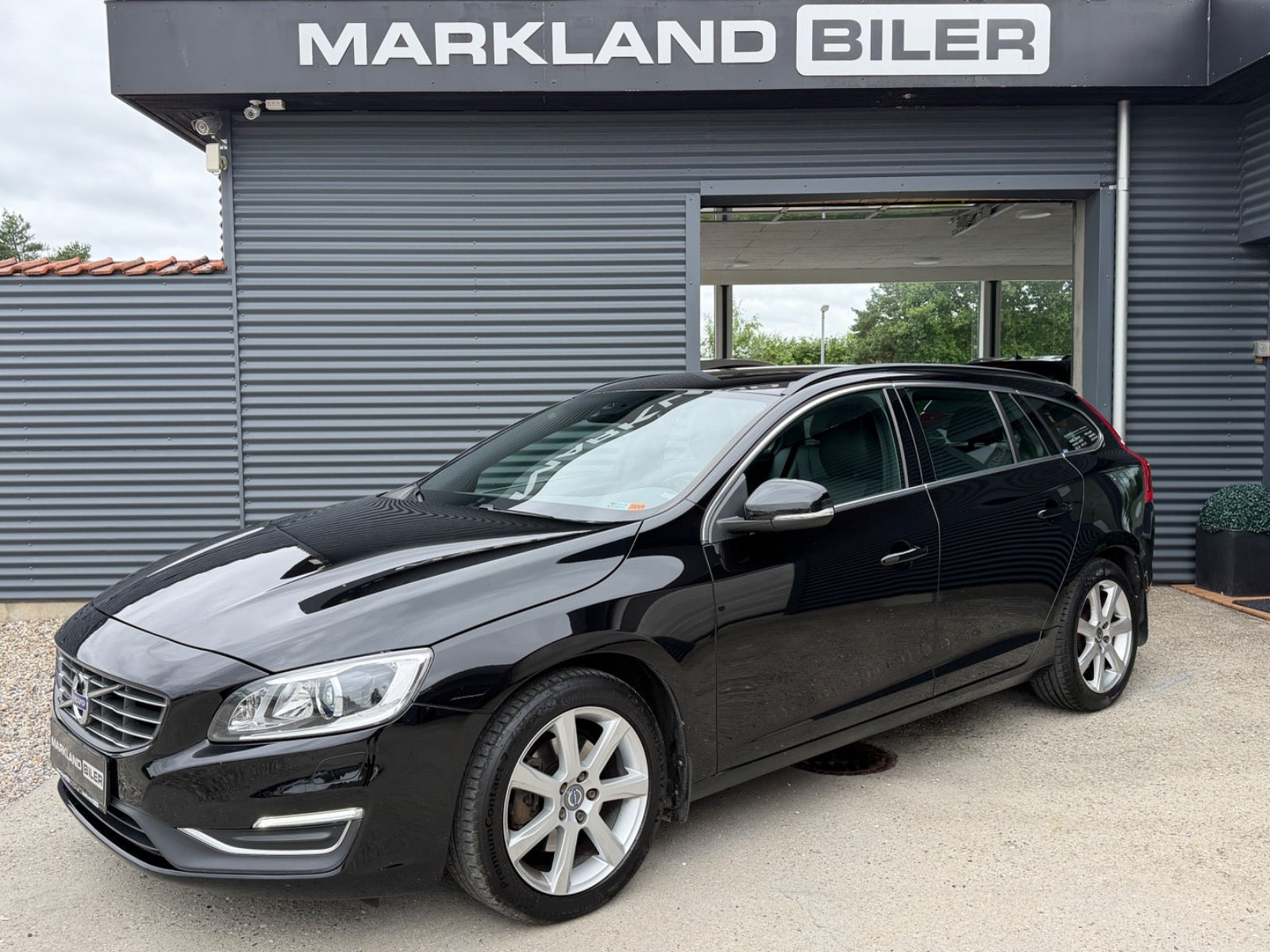Volvo V60 2,0 T3 152 Momentum