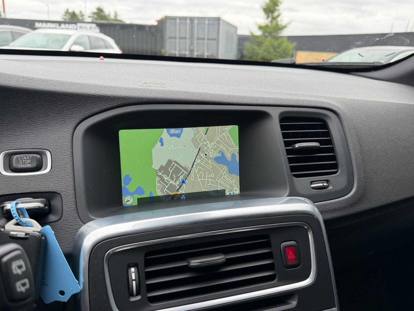Sort Volvo V60 fra 2016