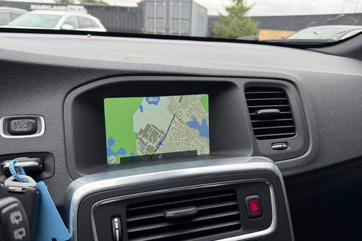 Sort Volvo V60 fra 2016