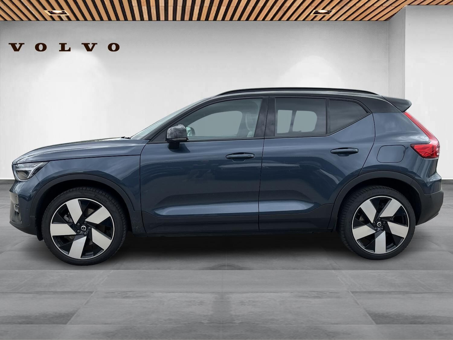 Blå Volvo EX40 fra 2026