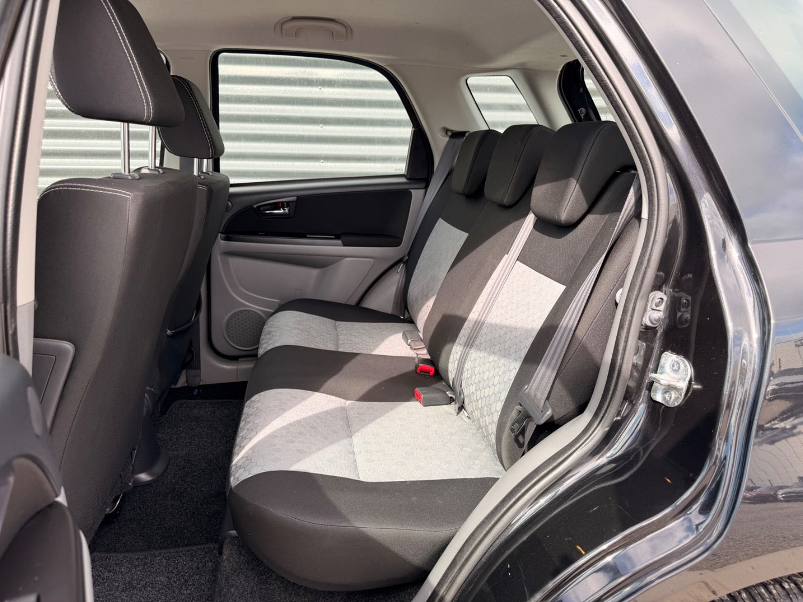 Sort Suzuki SX4 fra 2014
