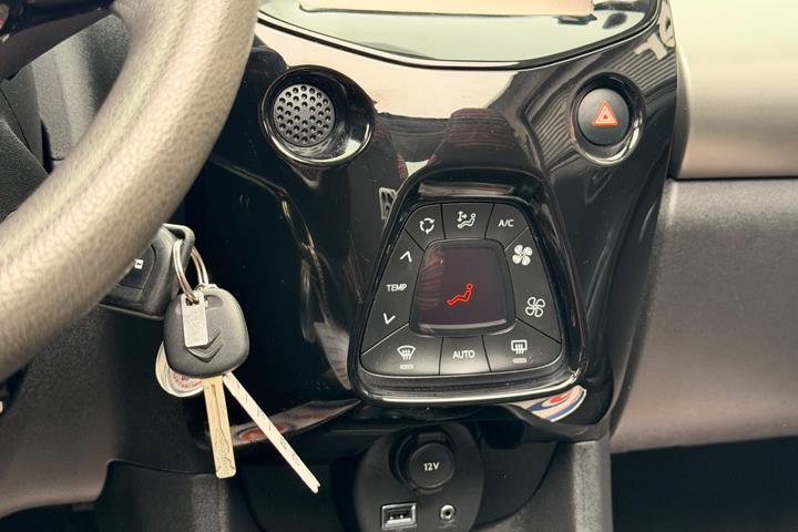 Sort Citroën C1 fra 2017