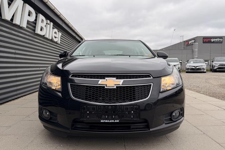 Sort Chevrolet Cruze fra 2012