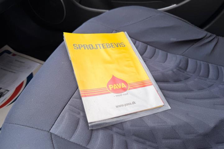 Sort Chevrolet Cruze fra 2012