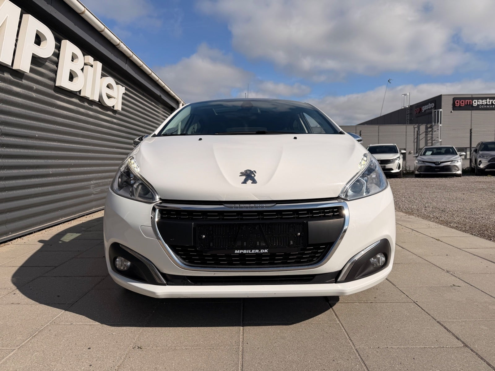 Hvid Peugeot 208 fra 2018