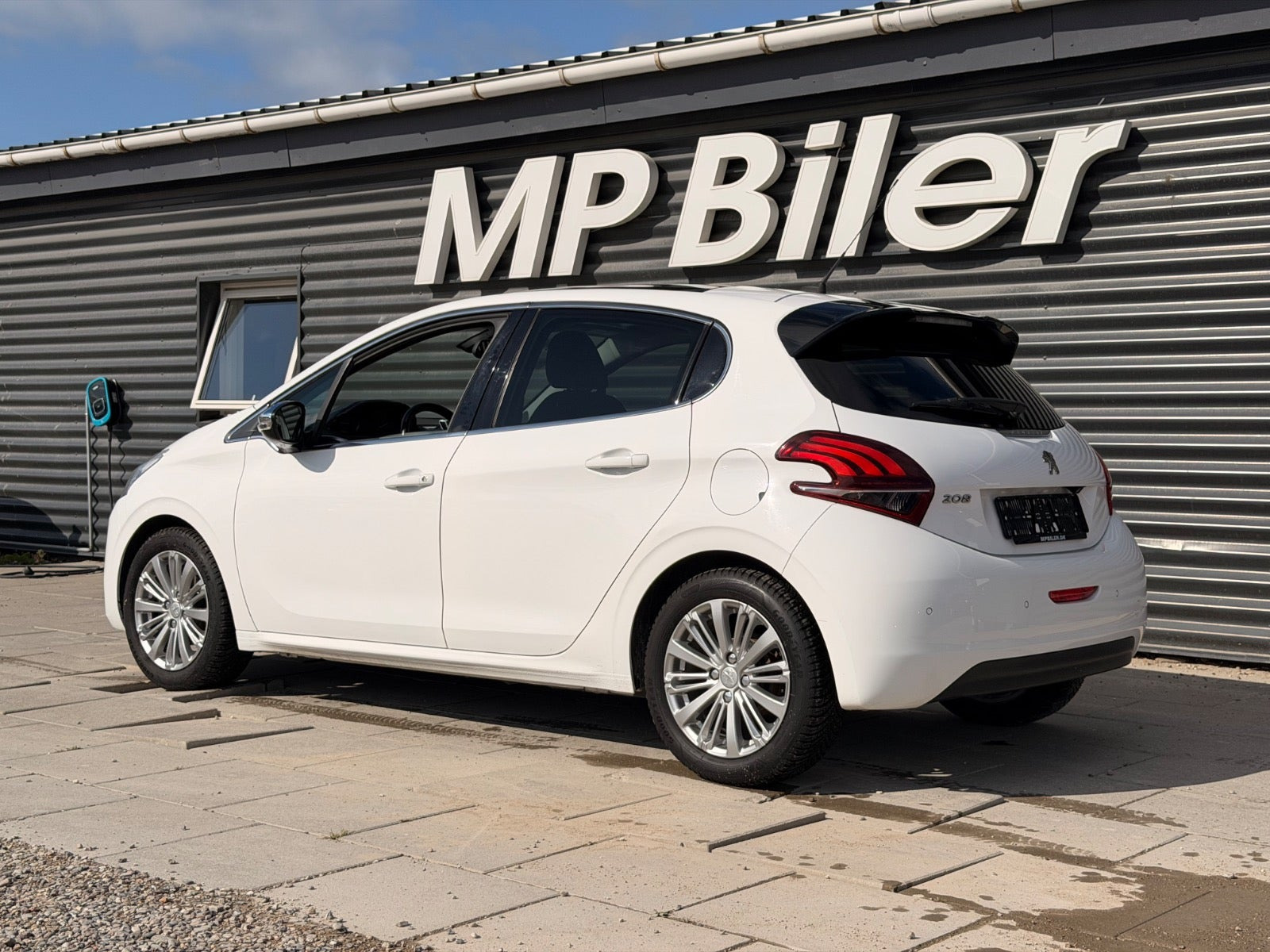 Hvid Peugeot 208 fra 2018